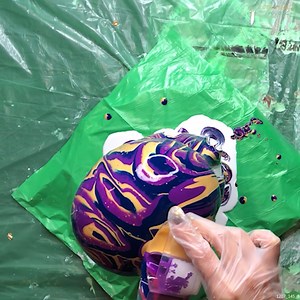 807K views · 268 reactions | A Reflective Split Cup Pour | Consciously Creating | Facebook