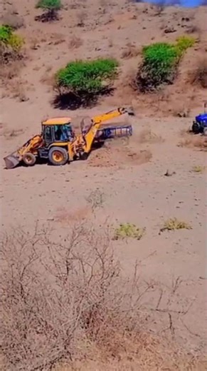 JCB 3DX Powertech Tractor Loading New Video