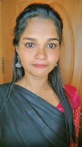 Devikasri on Instagram: "Ne un Career ah paaru 👋🏻🫱🏻‍🫲🏼 #trendingtamil #tamilreels❤️ #dude #emotional #pradeepranganathan"