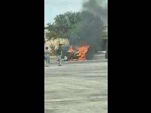 🚨 Estamos al tanto de vehiculo en llamas en Midland, Texas. Hoy miércoles 18 de junio entre 9am y 10 am, en el estacionamiento del 4320 W Illinois, Avenida A. De acuerdo a testigos, no había nadie dentro del vehículo al momento del incendio, pero que fue una situación, “muy peligrosa”. En cuanto la ciudad de Midland nos proporcione mas detalles, le informaremos. | Patsy Casas Telemundo20