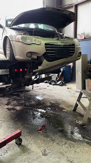 Hey your motor is ready ! #lsswap #squarebody #foryoupage❤️❤️ #trending #fypシ゚viral #chevy #trucks #fy #tiktok #Meme #trending #chrysler #follow