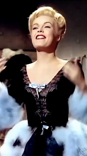 Irish Eyes Are Smiling 1944: June Haver (Be My Little Baby Bumble Bee) 60fps