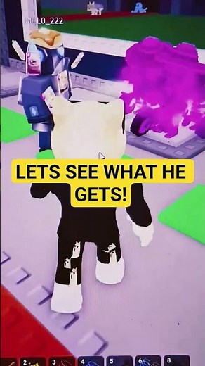 Opening lucky blocks with mini pekka!?