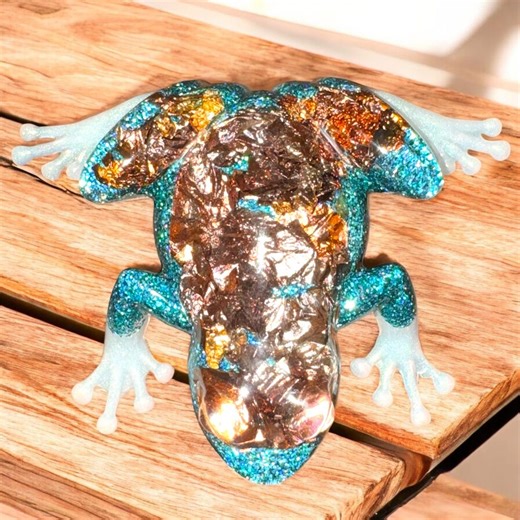 Green Resin Frog With Gold and Silver Leaf Design - Etsy