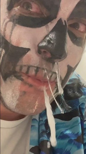 World’s Largest Booger! #shorts #snot #booger #boogers #thedeadskeletonshow #thedeadskeleton