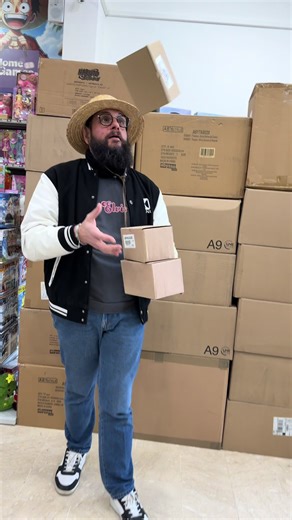 🚚📦 ARRIVO MONUMENTALE! 📦🚚 Da Home & Games 2.0 in Via Bernardo Mattarella 148, Bagheria (PA) sono arrivati 25 colli GIGANTESCHI 😱 ✨ Tutta merce nuova 🔥 Tantissime novità dal mondo Nerd & Pop Culture 🎮🧸🃏 Collezionabili, giochi e molto altro! 📍 Vieni a trovarci in negozio 🛒 Oppure acquista online su www.shophomegames.it #HomeAndGames #NerdCulture #PopCulture #NuoviArrivi #Bagheria