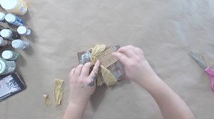 This simple fall flower box DIY is the perfect addition to your fall decor. Be sure to give this one a try! | Burlap Kitchen