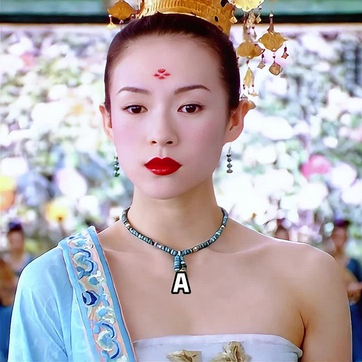 The blind girl can both dance and beat the flower drum with precision #movie #tiktok #foryou