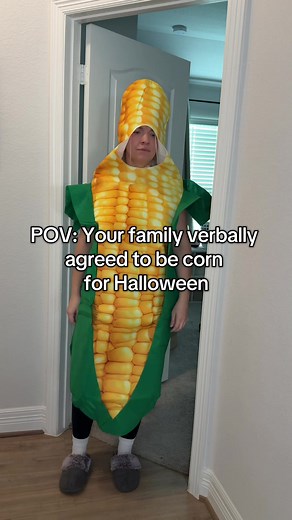 Corn Halloween Costume Ideas: Corn on the Cob Outfit