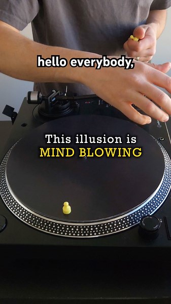 Mind-blowing magnet illusion 🧲