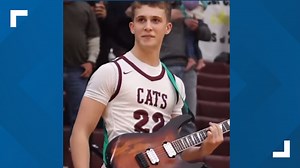 Watch this Texas high school athlete shred National Anthem on electric guitar