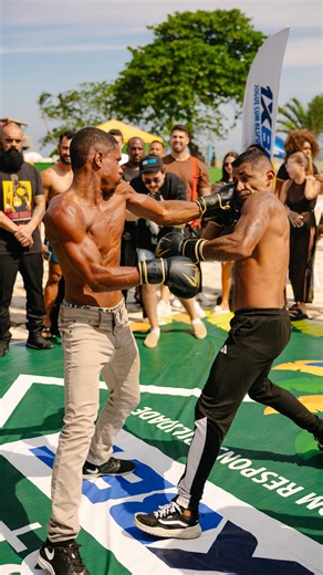 Clecio Gomes vs Isaías Souza | Grand Prix de 10.000 dólares 🔥🥊 Bem-vindos à TUFF ARENA! 🥊 Um formato único de boxe de rua que leva a ação para os cenários mais impressionantes e fora do comum. 🌎 Esse formato nasceu para popularizar o esporte e dar aos lutadores a oportunidade de brilhar ✨ como nunca antes. Você está pronto para entrar nessa arena de guerreiros? 🔥💪 #Boxe #Luta #Lutadores #grandprix #mma | TUFF ARENA