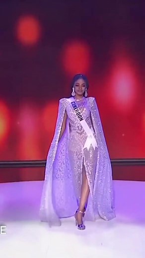 Bon début de semaine à tous. Le CAMEROUN d'abord 🇨🇲 | Kossinda Angele, Miss Universe Cameroon 2020