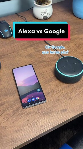 Briga engraçada entre Alexa e Google Assistente