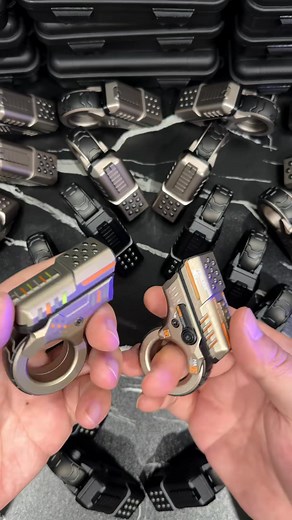 18K views · 200 reactions | The most collectible Christmas gift promotion - ZOOM#fidgetslider #fidgettoys #glowinthedark #edc | Fidget Toys | Facebook