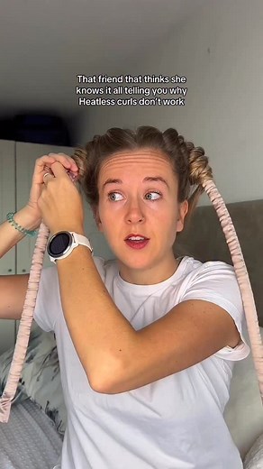 Our special curl comb is not just made to look cool, it’s there to separate your overnight curls, detangle and refresh them without making them drop out too soon. You are welcome ✨ | Eternal Muse Hair