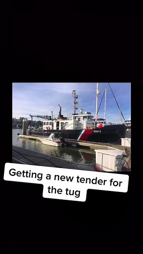 Is it summer yet? ☀️ #liveaboard #boat #fyp #CorollaCrossStep #foryou #follow #tugboat #tiktok #bostonwhaler #dinghy