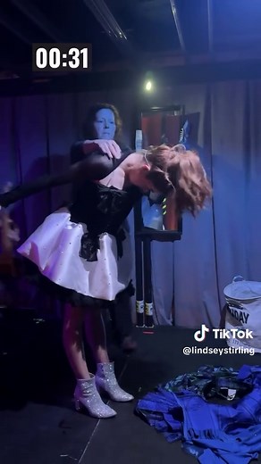 Backstage Choreography Insights for Live Shows