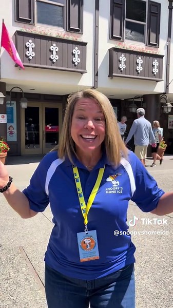 Snoopy’s Senior World Hockey Tournament Returns!