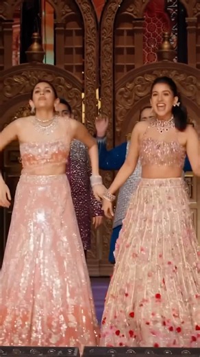 Radhika Merchant & Shloka Mehta’s Spectacular Sangeet Performance 💃✨ | Wedding Celebration Goals