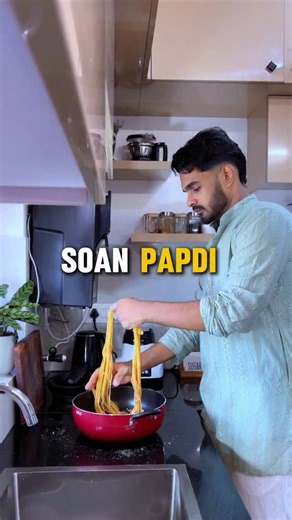 Mithrakumar Sasikumar | Soan Papdi or പഞ്ഞി മിഠായി 🍭 Soan cake, Soan mittai easy home made recipe. Soan papdi that pulls hearts apart 😌 That stretch never gets... | Instagram