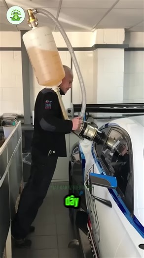 Bí Mật Tốc Độ Dụng Cụ Tiếp Nhiên Liệu