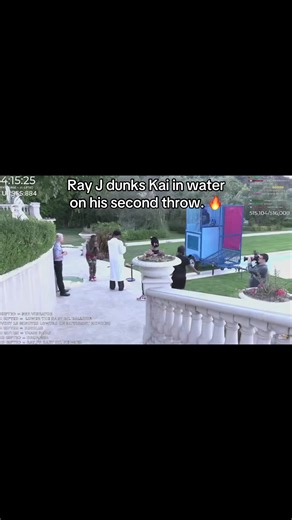 Ray J dunks Kai in water on his second throw. 🔥#kai #kaicenat #rayj #mafiathon3 #pool