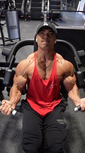 Top 3 machine for bigger biceps | Devin Bernardo