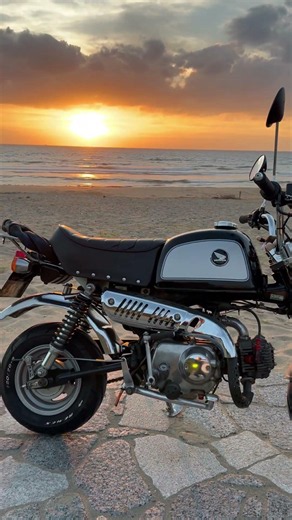 #4ミニ #ゴリラカスタム #sunset #ホンダゴリラ #4mini #夕日 #ゴリラZ50j#hondaGorilla#hondamotorcycles #4ミニカスタム#景色 #モンキー