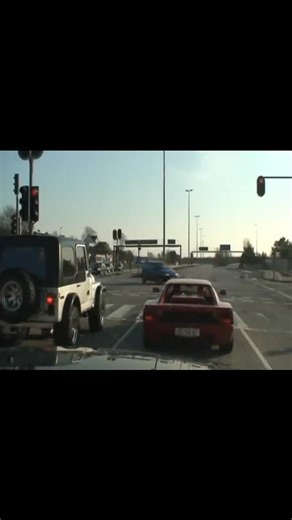 Willys Zamorano on Instagram: "🤯 💪 Crazy stuff! Ferrari Testarossa vs sleeper Jeep. 0-156 mph. 572 Jeep CJ-7, 4L80E transmission, no nitrous. Check out @bigblockjeeps ' video on zz572 YouTube channel. What do you think about this CJ? ✌️ #jeep #cj #classic #cars #classiccars"