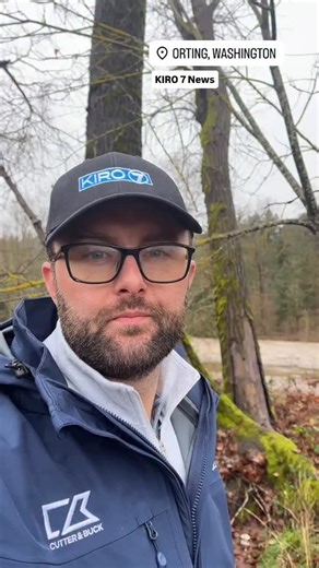 The Carbon River in Orting is spilling over and inching closer to homes. KIRO 7’s Brandon Thompson gives us a look as people begin to evacuate. | KIRO 7 News