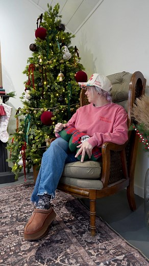 2.8K views · 58 reactions | Cozy holiday sessions are NOW AVAILABLE! Wear your best outfit or your matching pjs & come create some beautiful memories for this holiday season.   Video: Raymond | Wetch Photography | Facebook