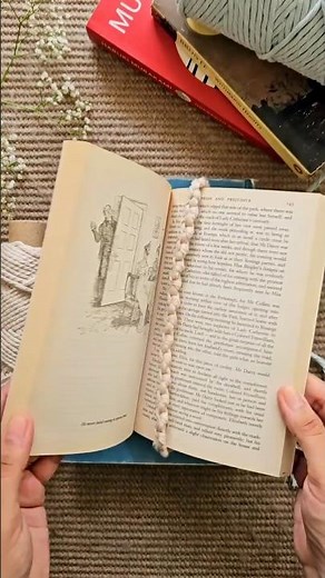 Macrame bookmark tutorial | Diy macrame bookmark #diy #macramecreation #craftideas #creative #craft