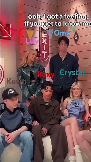 Omz crew singing #omzcrew #song #lyrics #youtubers
