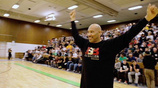 The wait is almost over… the Ball Family is BACK and ready to bring 🅱️🅱️🅱️ worldwide. Don’t miss the season premiere of Ball In The Family Sunday 12/9, only on Facebook Watch. | Ball In The Family