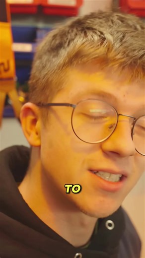 P3.Forging 10 Saws Into 1 Big Saw! #blacksmith #fyr #1min