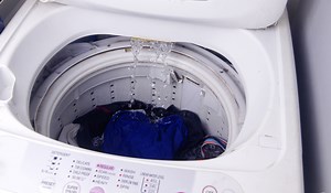 Washing Machine Making A Humming Noise When Trying To Fill?