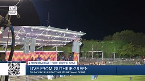 Third Hour of Today in Tulsa - Hanson soundcheck as people file in