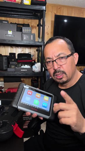 Autel Maxicom MK808S: Scanner Avanzado para Vehículos