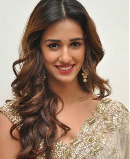 Bollywood actress Disha patani #dishapatani #bollywood #actress #hindisong
