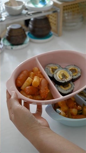 Weekend Snack Day, mild tteokbokki and thick gimbap #EverydayHomeCooking #Snacks #Tteokbokki #Gimbap