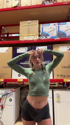 Outfit Check for Trans Women: Style and Confidence