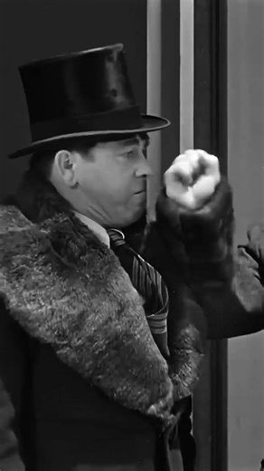 Curly Just Wanted ONE Cigar… But Everything Went Hilariously Wrong! 😂 #hollywoodflashback