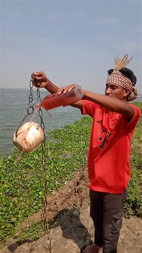 “What Happens When You Use Banana Tree Like This… Shocking!” #fishing #villagefishing #fishinglife