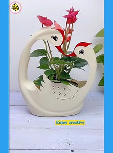2.6M views · 94K reactions | The idea of ​​recycling discarded plastic bottles into extremely beautiful decorative flower pots | Enjoy creative | Facebook