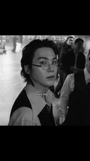 It's difficult to find a normal photo in Bangtan 😭#suga #jimin #bts