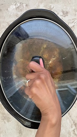 Slow Cooker Chicken Thighs To get to the full recipe, GOOGLE fitslowcookerqueen chicken thighs or click the link in my profile & search there. 2 teaspoons salt 1 1/2 teaspoons dried thyme 1 teaspoon onion powder 1 teaspoon garlic powder 1 teaspoon paprika 1/2 teaspoon pepper ⏺️ I used 3 pounds of chicken & a 6-quart slow cooker. ⏺️ Use bone-in, boneless, skin-on, or skinless! ⏺️ If you use skin-on chicken, optional step is to broil it afterwards to crisp the skin. ⏺️ The blog post includes #inst