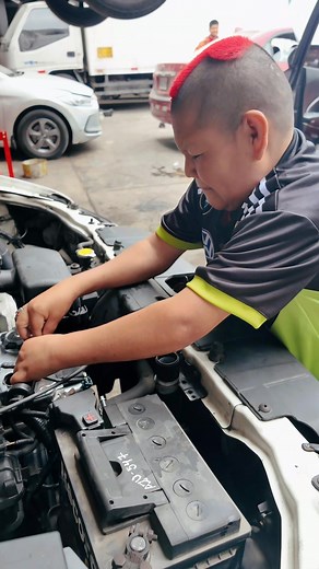 125K views · 2.8K reactions | Ya todo listo arequipa 12 13 14 la gira de el guapo y el mas guapo..... | Mega Motors | Facebook