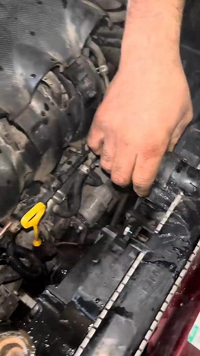 Watch 20 Years of Rust Disappear from this Engine_s Cooling System(720P_HD) Short reel automotive automobile... #viralreel #viralreelsシ #tips #tricks #automotive #everyone #foryoupageシ #automobile | Lexus repair