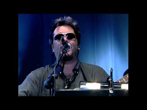 Hector - Lumi Teki Enkelin Eteiseen (Mestarit Stadionilla)